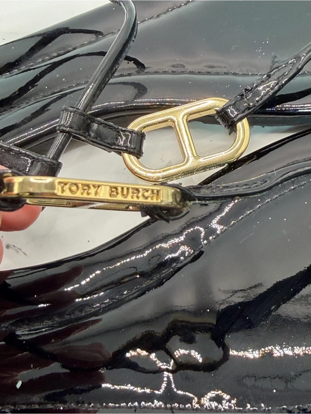 Tory Burch Black Patent Leather Gold Logo Strappy Thong Sandals Size 9.5